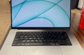Laptop pou vann macbook pro 2021